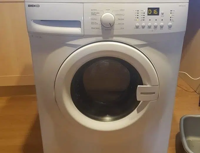 Comment déplacer une machine à laver seul ?