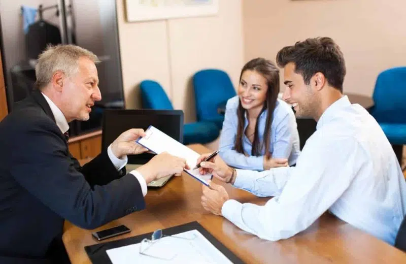 Comment éviter les frais de négociation chez le notaire ?